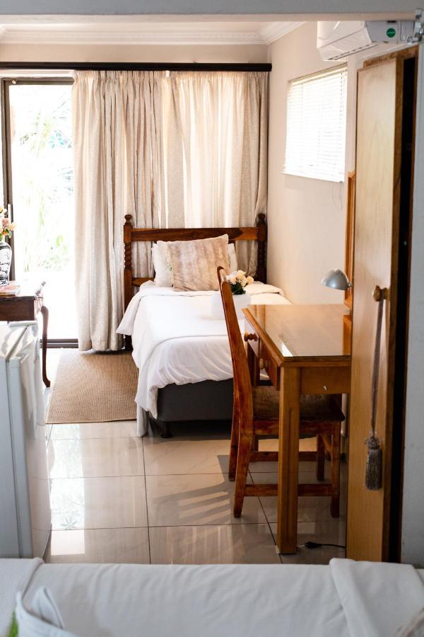 Woodpecker Guesthouse フィックスバーグ エクステリア 写真