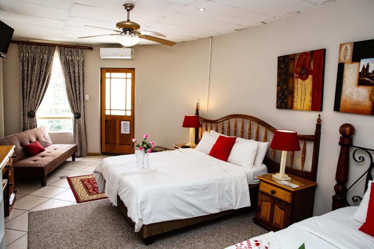 Woodpecker Guesthouse フィックスバーグ エクステリア 写真