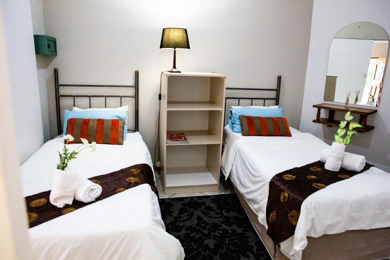 Woodpecker Guesthouse フィックスバーグ エクステリア 写真