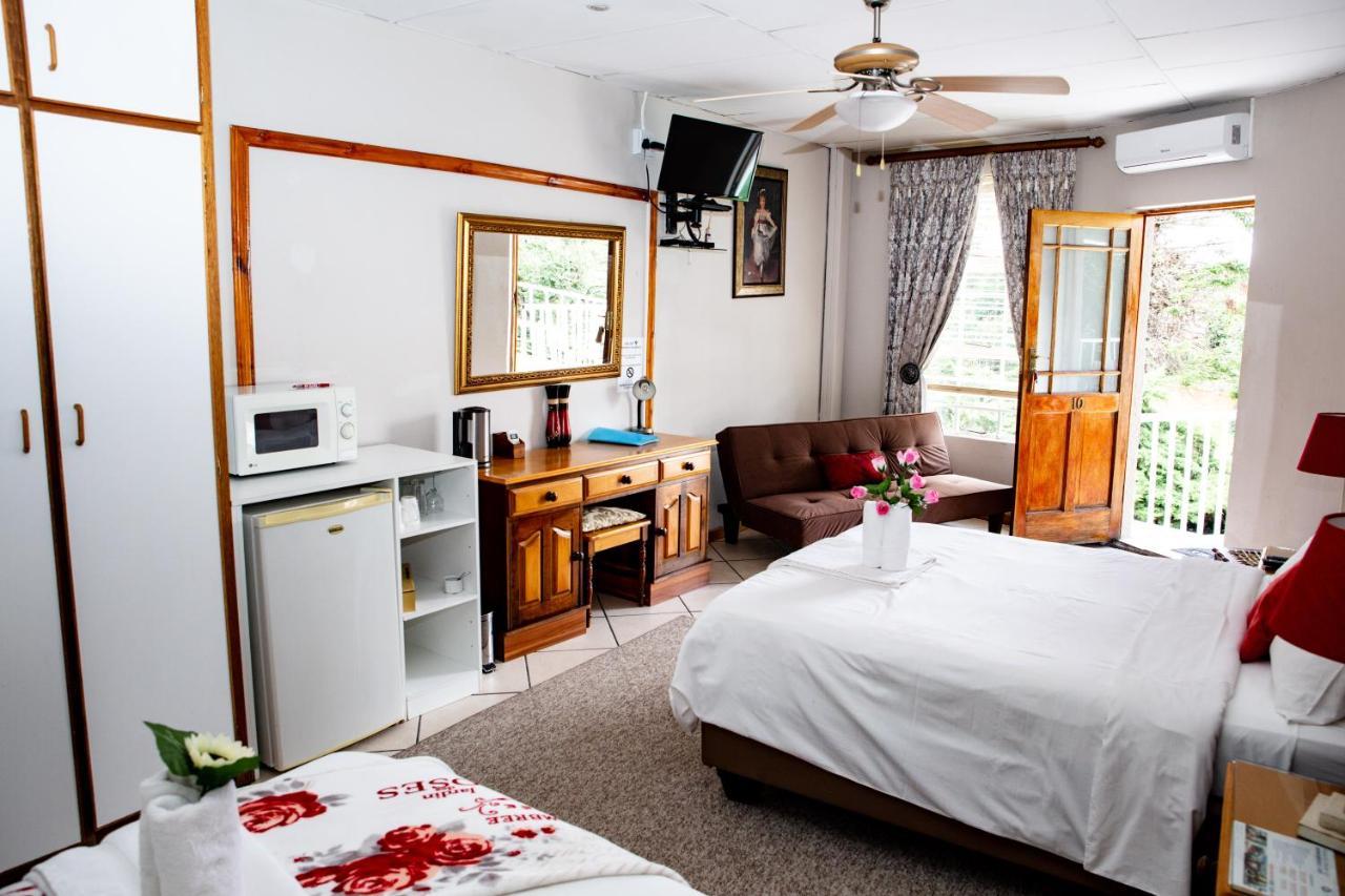 Woodpecker Guesthouse フィックスバーグ エクステリア 写真