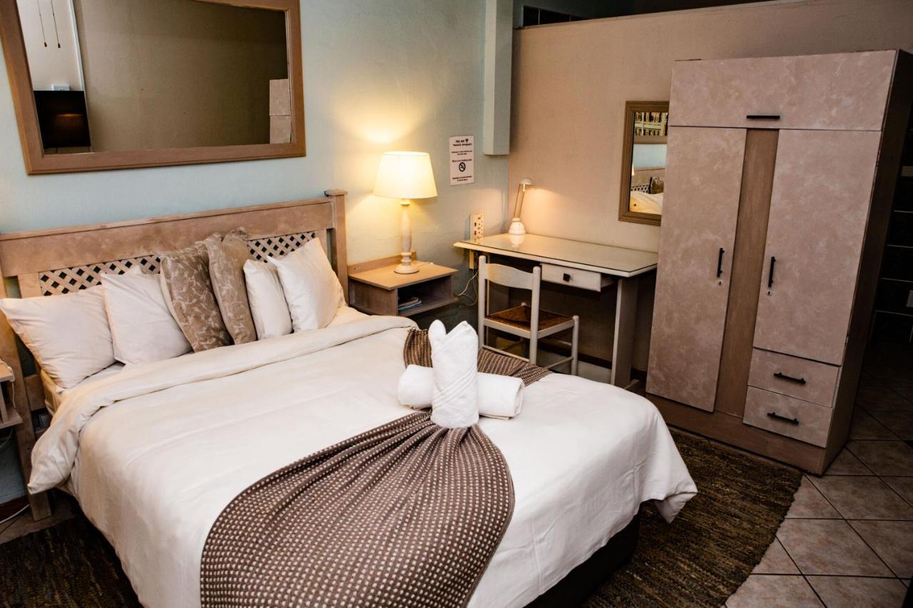 Woodpecker Guesthouse フィックスバーグ エクステリア 写真